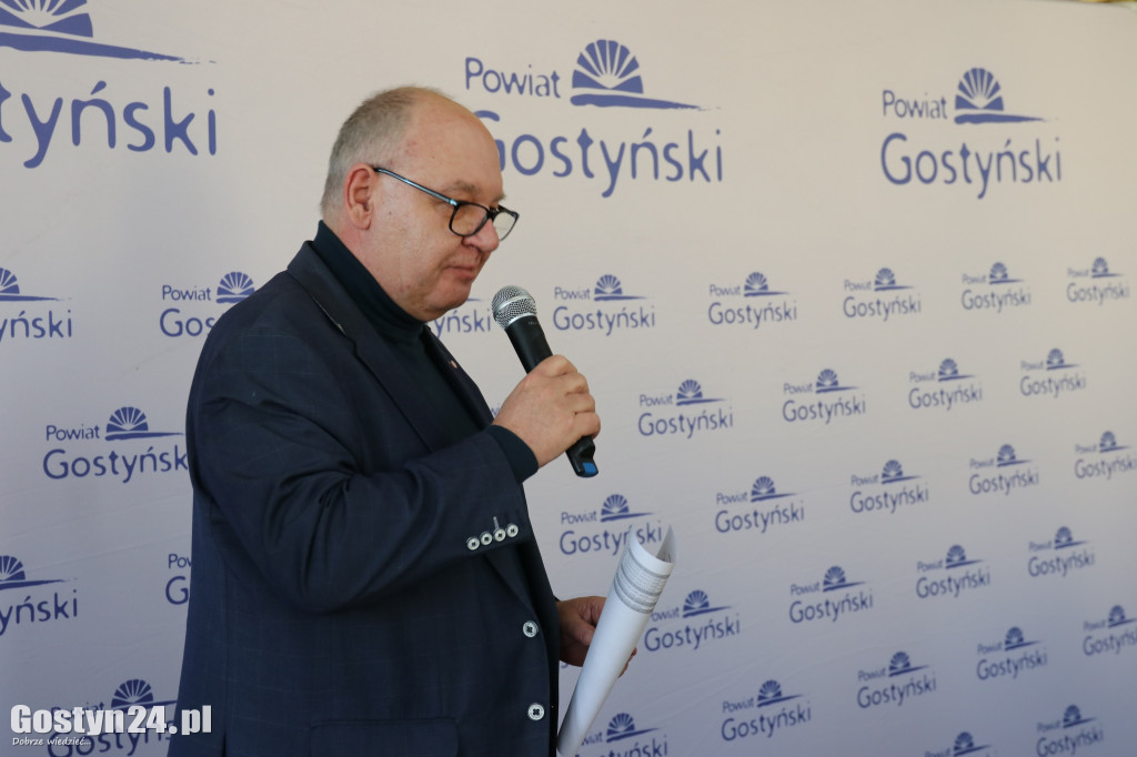 Stypendia dla młodych sportowców z powiatu