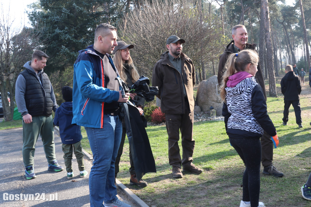 Sprzątanie świata w gminie Piaski