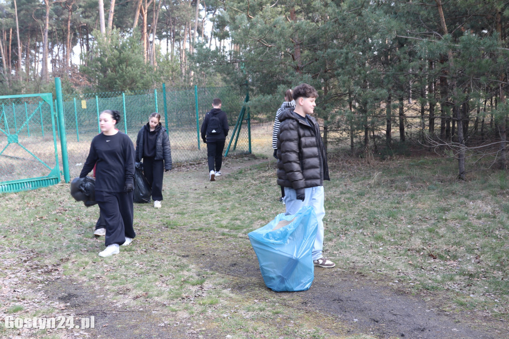 Sprzątanie świata w gminie Piaski