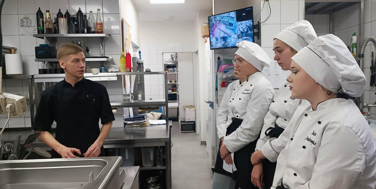 Uczniowie z ZSR w Grabonogu na praktykach w Lofcie