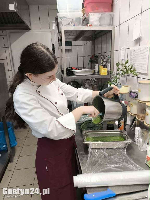 Uczniowie z ZSR w Grabonogu na praktykach w Lofcie