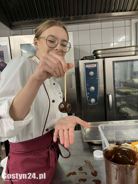 Uczniowie z ZSR w Grabonogu na praktykach w Lofcie