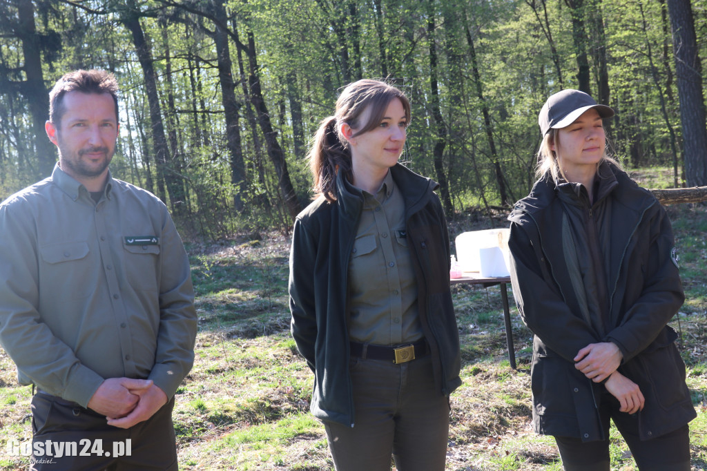 Sadzenie drzew w Lesie Dobrych Wspomnień
