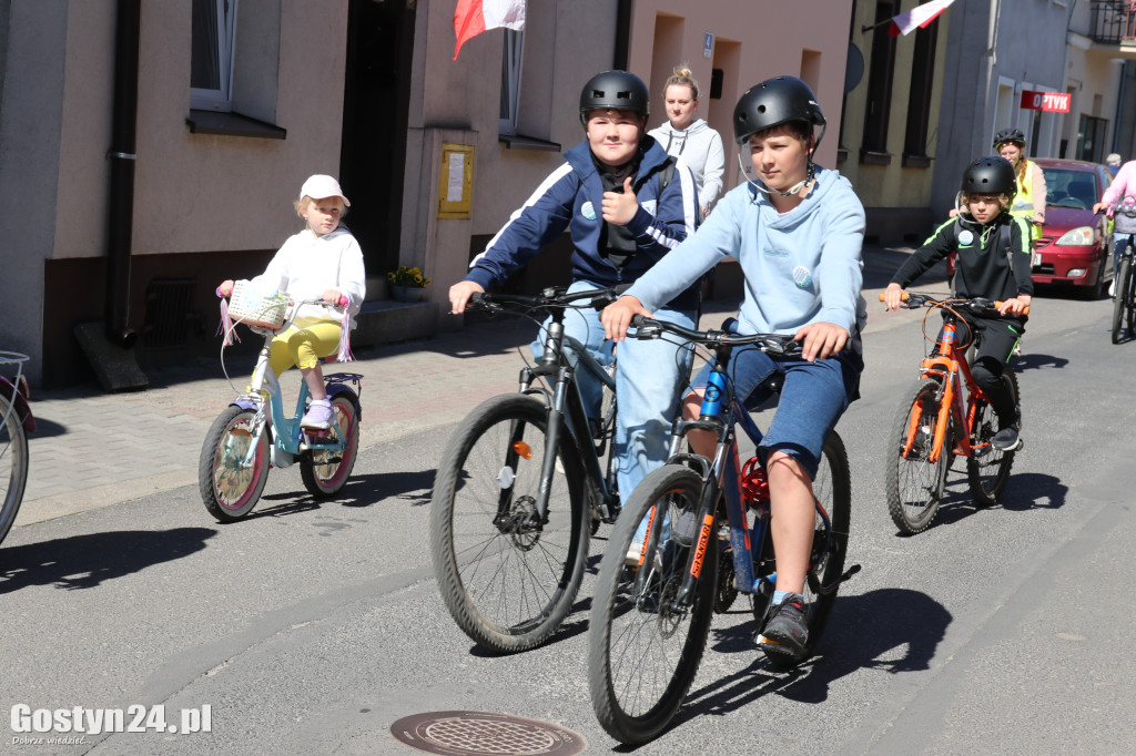 Rekordowa rowerówka na 1 maja w Poniecu