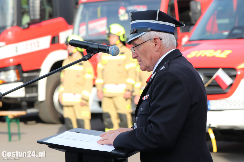 Przekazanie wozu dla OSP Babkowice