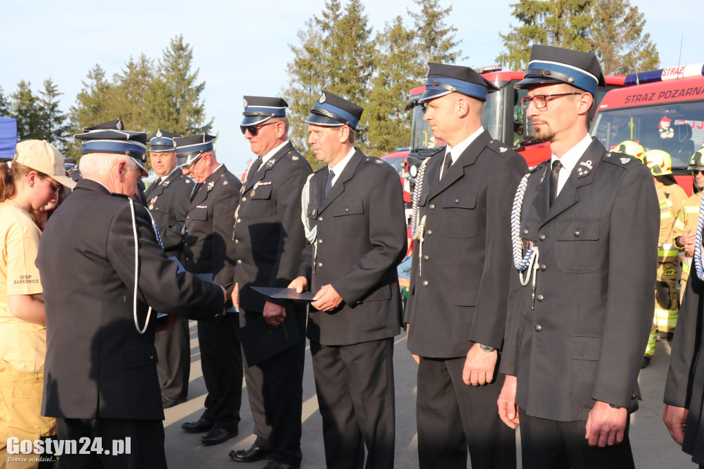 Przekazanie wozu dla OSP Babkowice