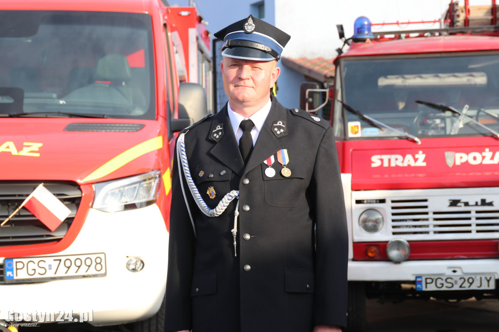 Przekazanie wozu dla OSP Babkowice