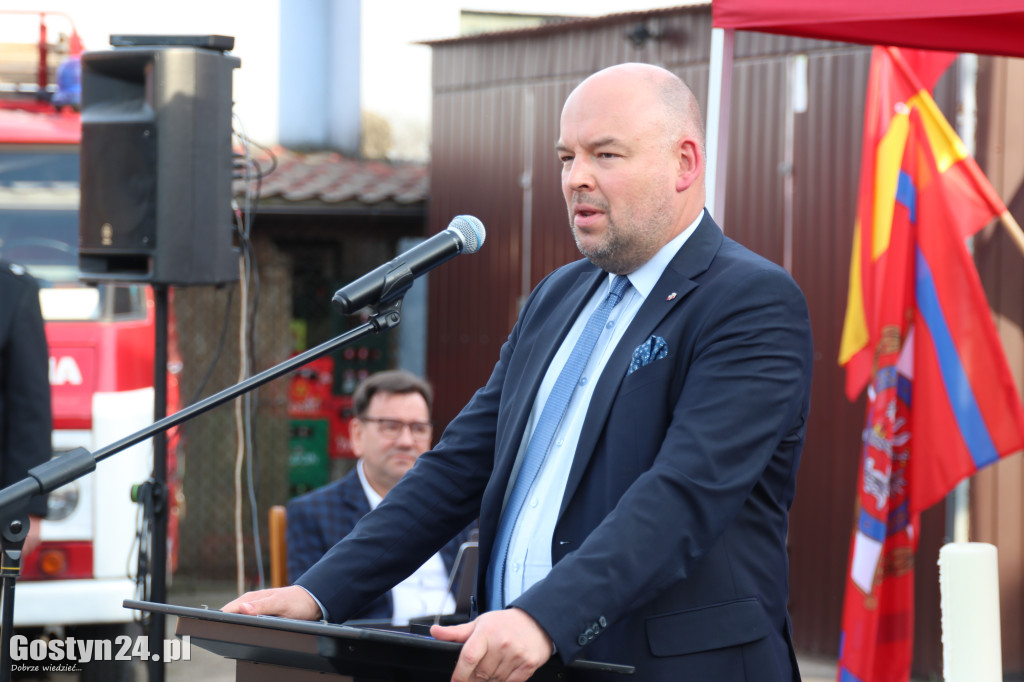Przekazanie wozu dla OSP Babkowice