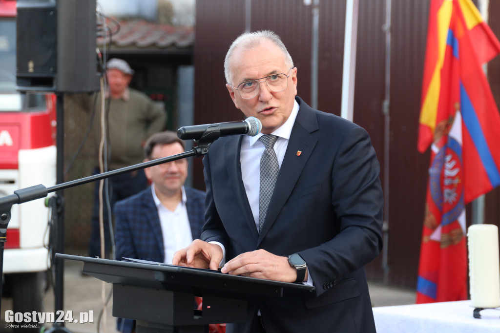 Przekazanie wozu dla OSP Babkowice