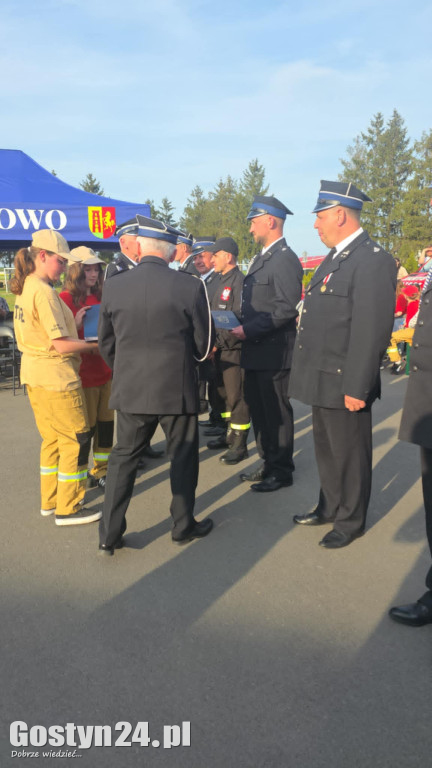 Przekazanie wozu dla OSP Babkowice