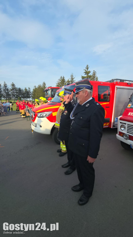 Przekazanie wozu dla OSP Babkowice
