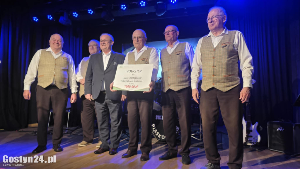 Przegląd zespołów i 40-lecie kapeli Piaskowianie