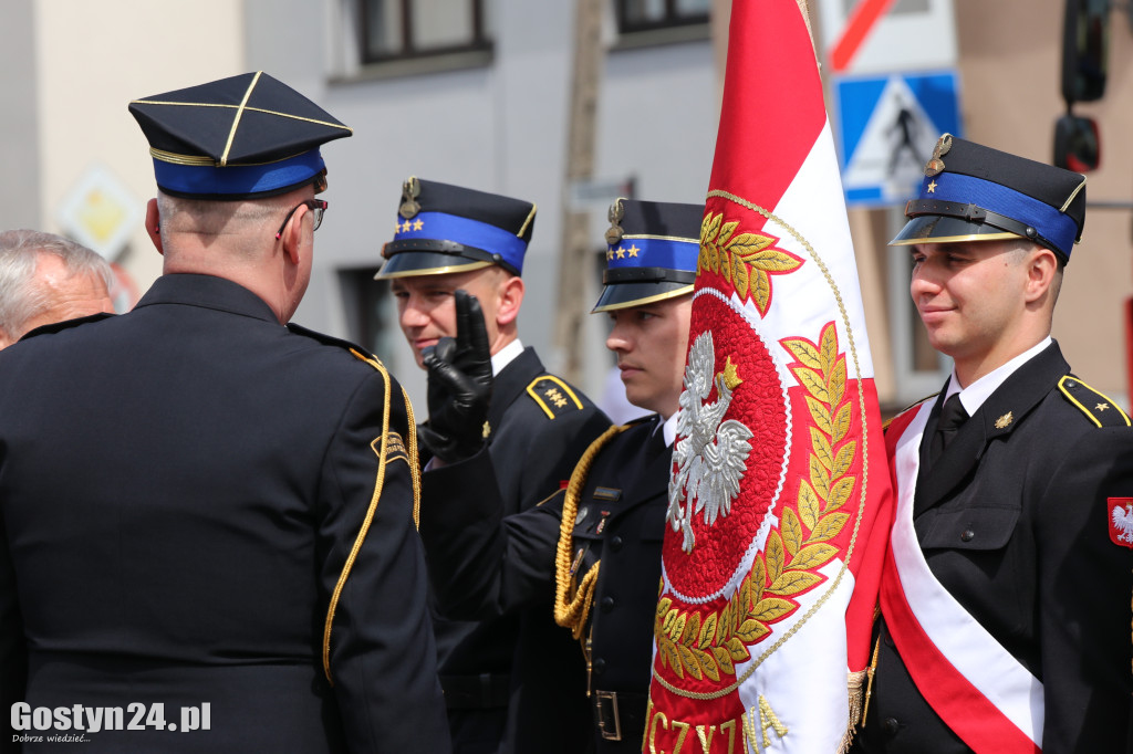 Powiatowe Obchody Dnia Strażaka w Poniecu