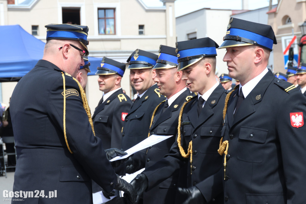 Powiatowe Obchody Dnia Strażaka w Poniecu