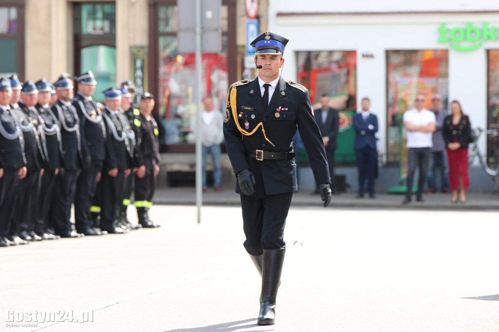 Powiatowe Obchody Dnia Strażaka w Poniecu