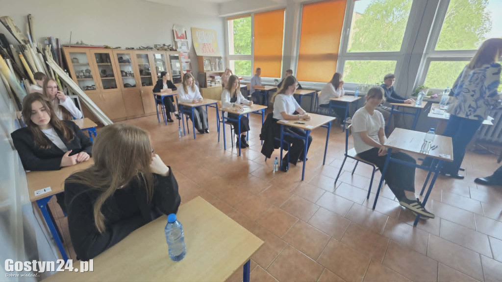 Rozpoczęły się egzaminy ósmoklasistów