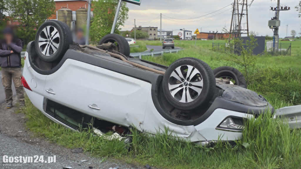 Zdarzenie drogowe na trasie Siedlec-Pępowo