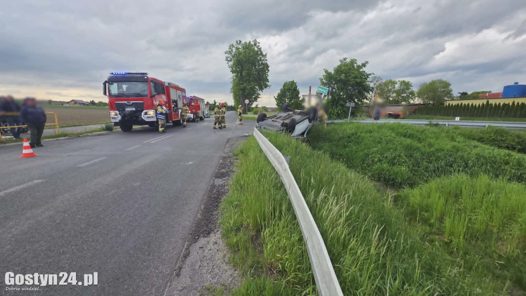 Zdarzenie drogowe na trasie Siedlec-Pępowo