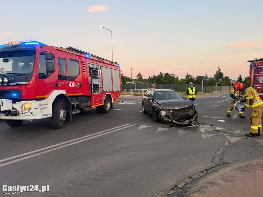 Zderzenie aut na gostyńskim skrzyżowaniu