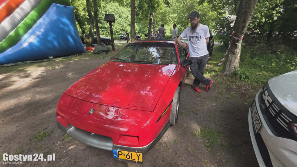 Strzelanie, piknik i amerykańskie auta w Godurowie
