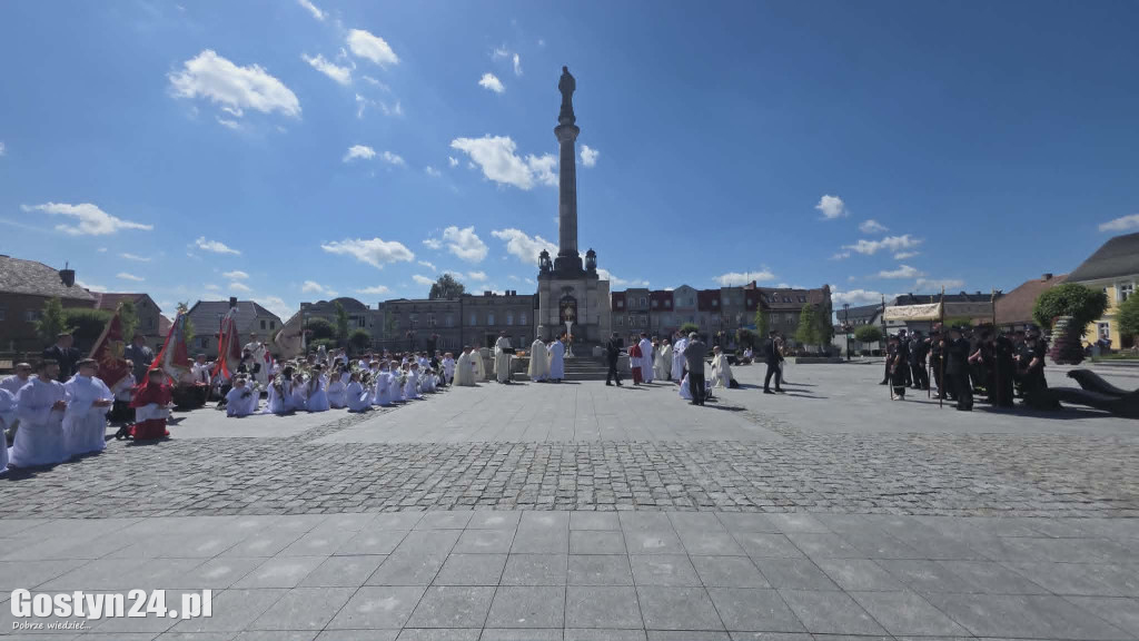 Procesja Bożego Ciała ulicami Gostynia