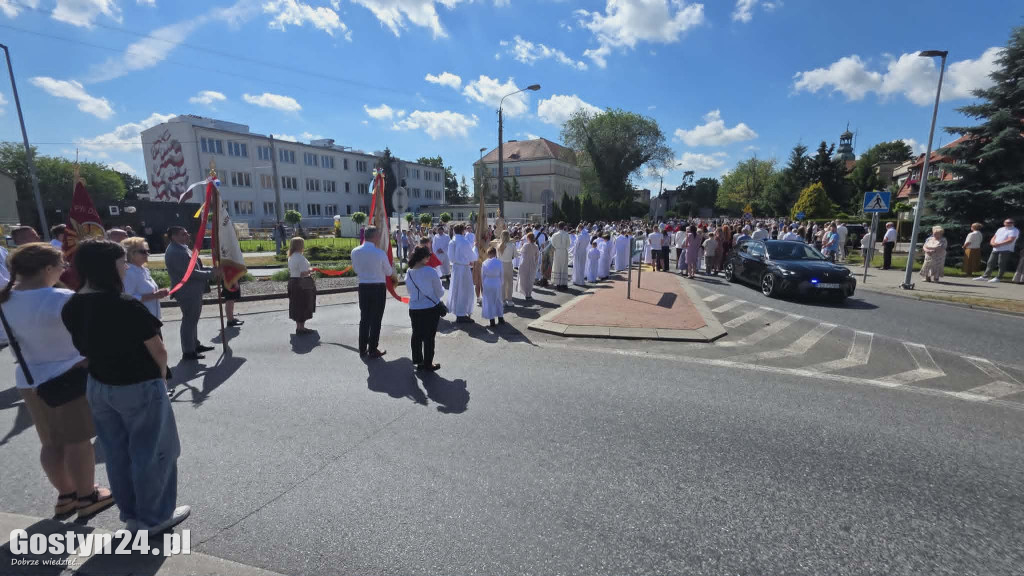 Procesja Bożego Ciała ulicami Gostynia