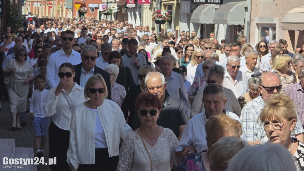 Procesja Bożego Ciała ulicami Gostynia