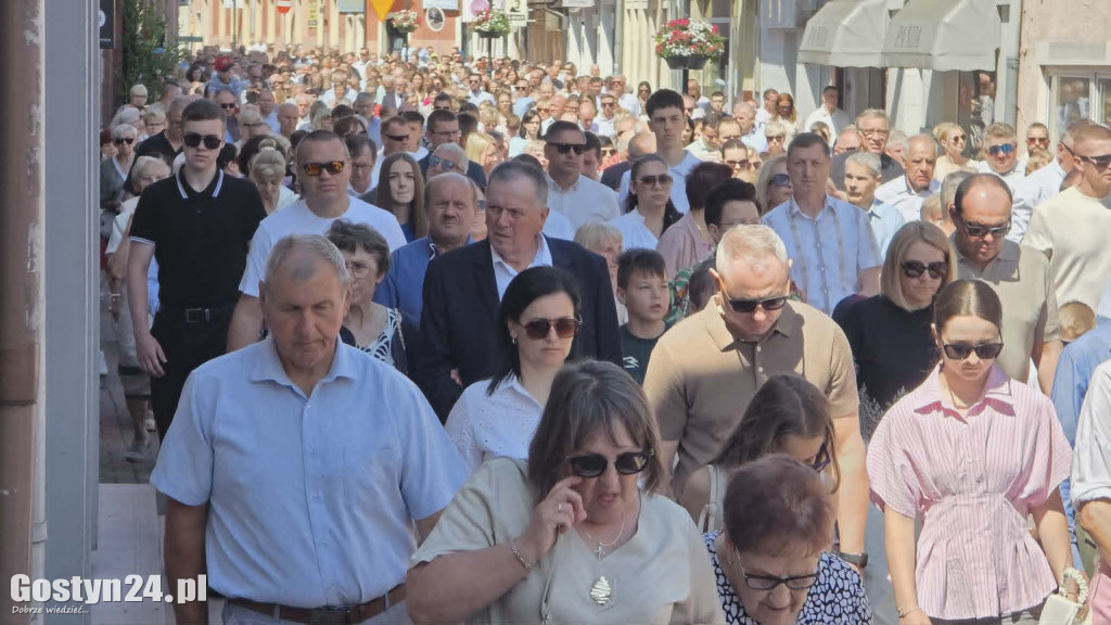 Procesja Bożego Ciała ulicami Gostynia