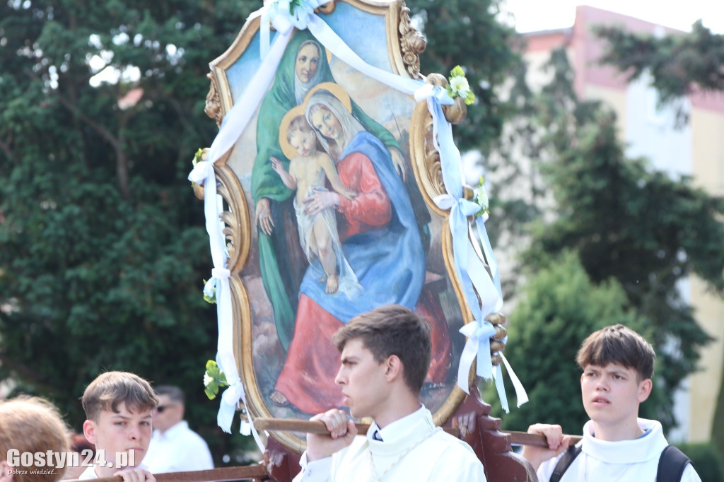 Procesja Bożego Ciała ulicami Gostynia