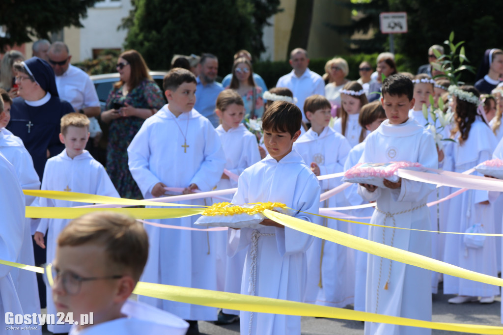 Procesja Bożego Ciała ulicami Gostynia