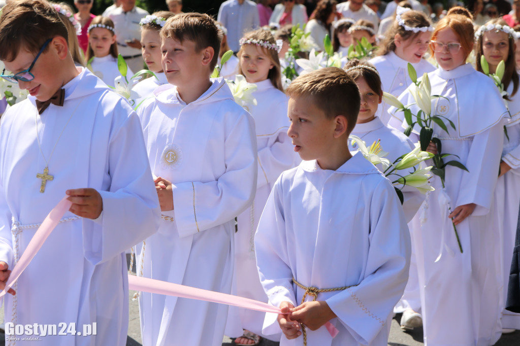 Procesja Bożego Ciała ulicami Gostynia