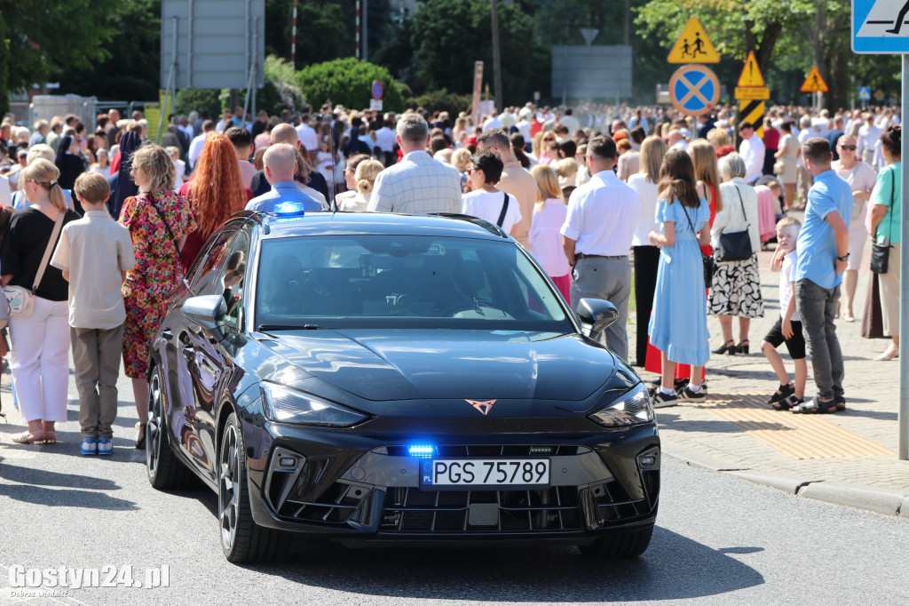 Procesja Bożego Ciała ulicami Gostynia