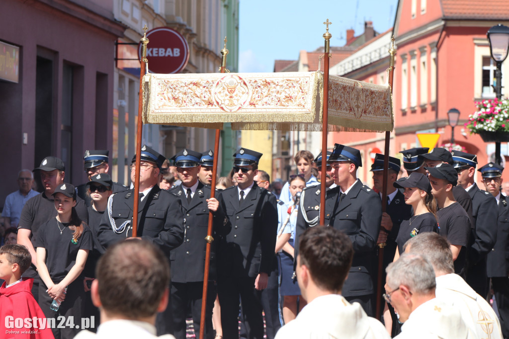 Procesja Bożego Ciała ulicami Gostynia