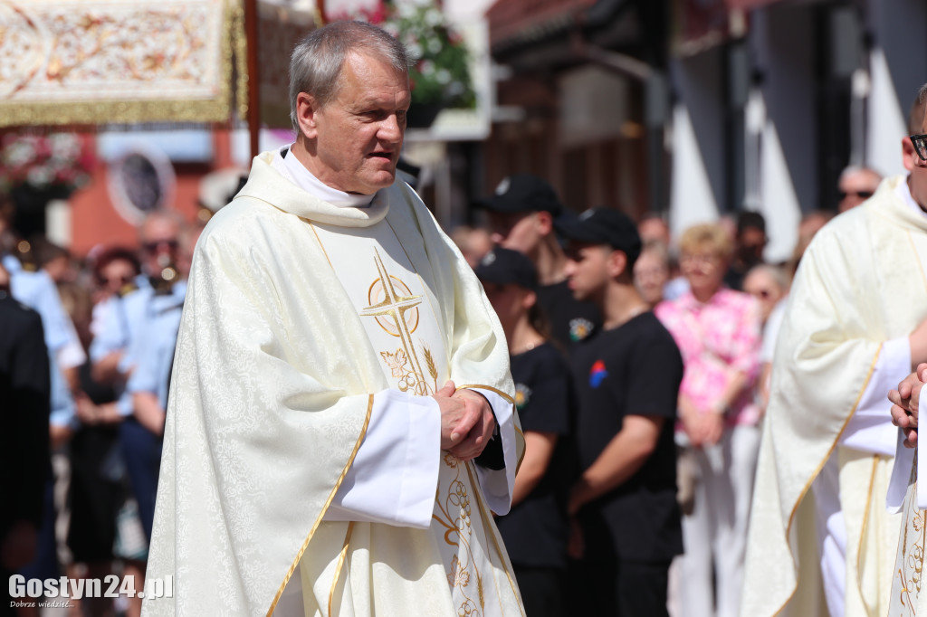 Procesja Bożego Ciała ulicami Gostynia
