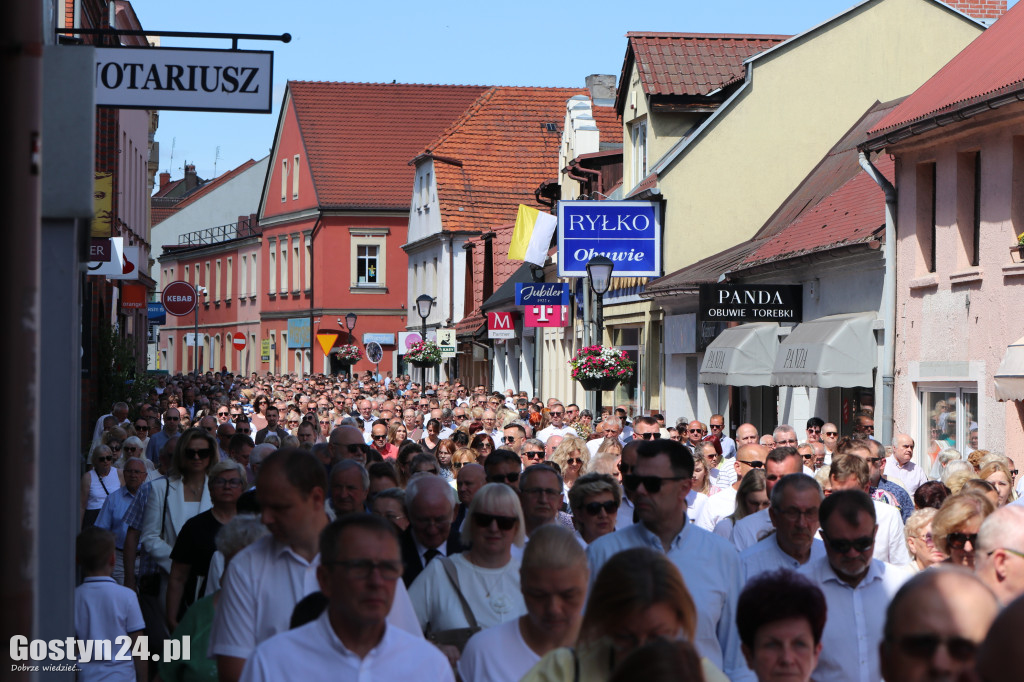 Procesja Bożego Ciała ulicami Gostynia