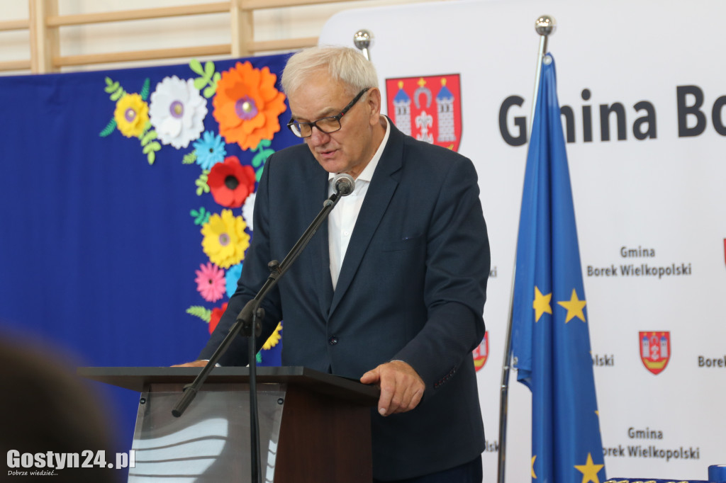 Uroczystość zakończenia termomodernizacji SP w Borku Wlkp.