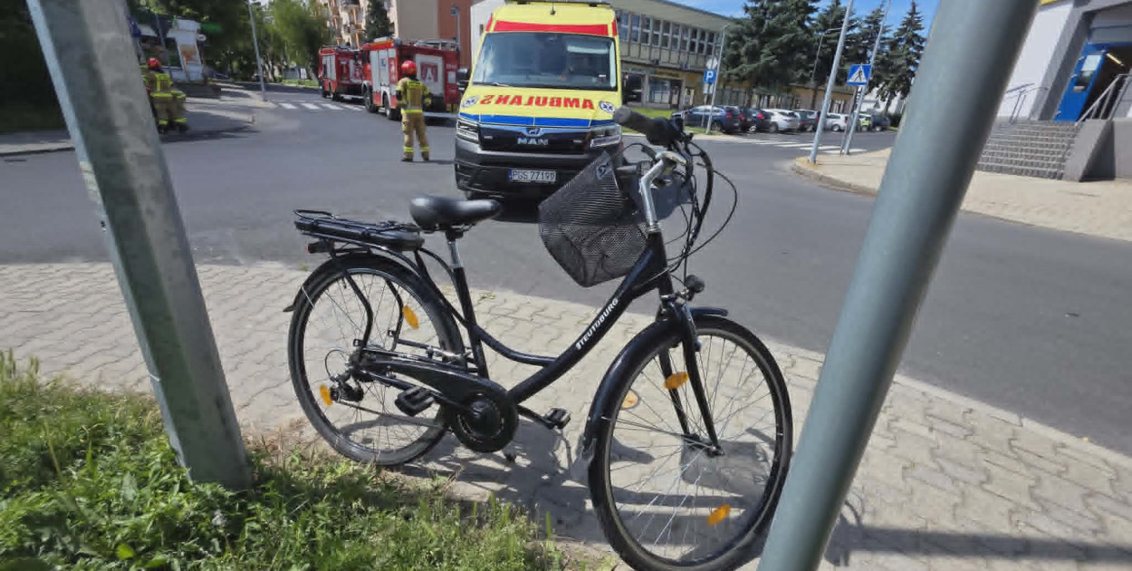 Zderzenie osobówki i rowerzysty w Gostyniu