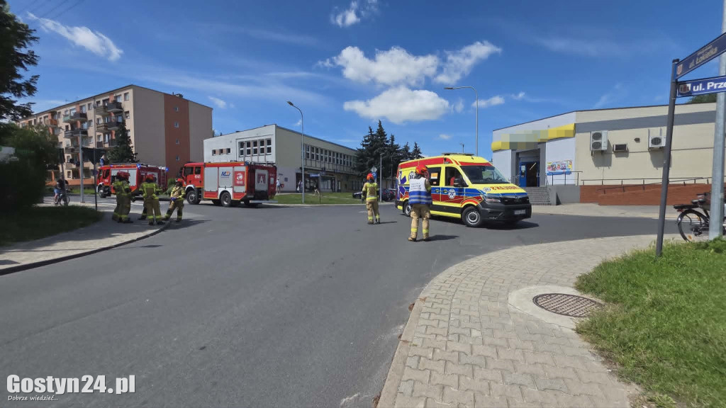 Zderzenie osobówki i rowerzysty w Gostyniu