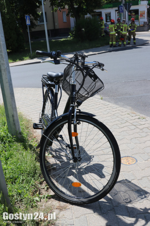 Zderzenie osobówki i rowerzysty w Gostyniu