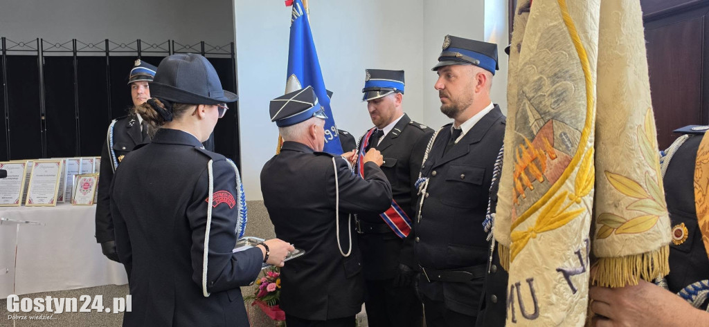 100 lat OSP, 60 lat KGW. Jubileuszowe święto w Szurkowie.