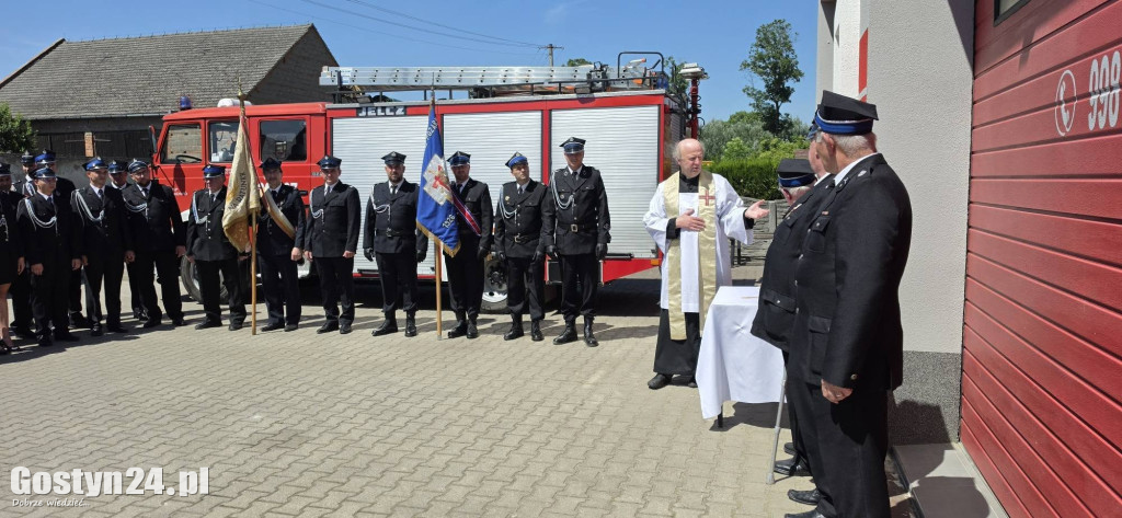 100 lat OSP, 60 lat KGW. Jubileuszowe święto w Szurkowie.