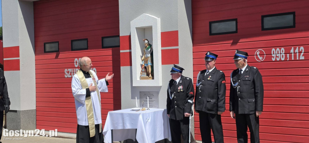 100 lat OSP, 60 lat KGW. Jubileuszowe święto w Szurkowie.