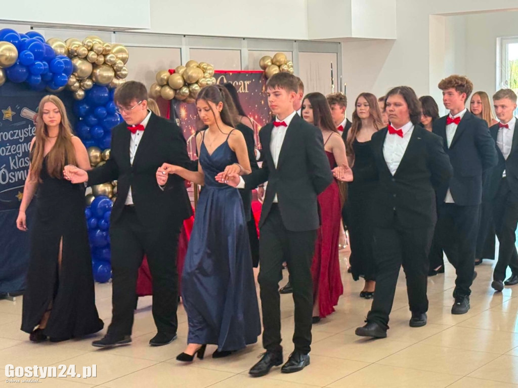 Gala zakończenia klasy VIII. Uczniowie odebrali Oskary