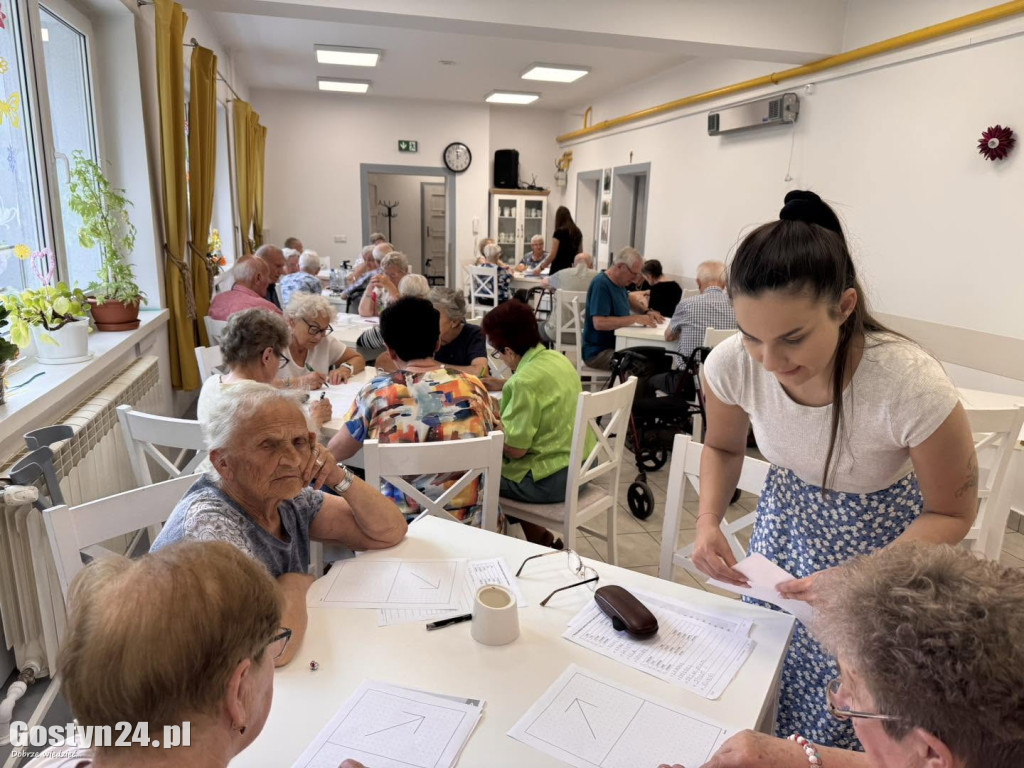 Seniorzy pokazują, jak aktywnie spędzać czas