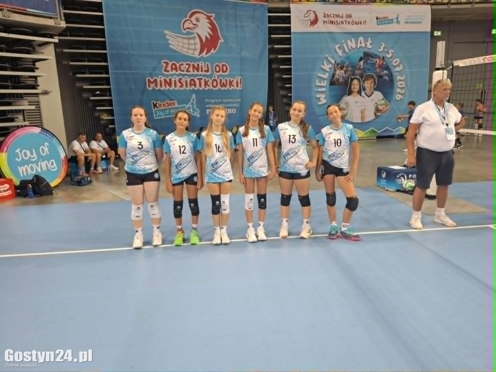 UKS Kaniasiatka 14 w Polsce