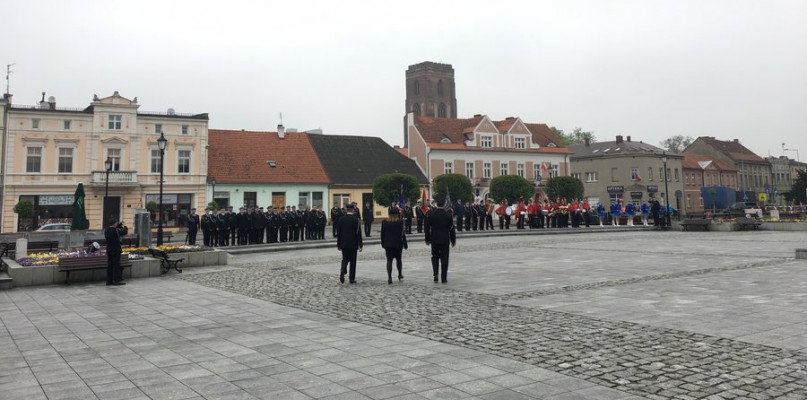 Tradycyjny pochód i pracowite święto strażaków - film