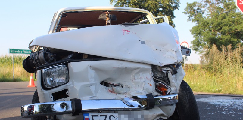 Przerwana podróż. Jechał maluchem do Rosji, miał wypadek