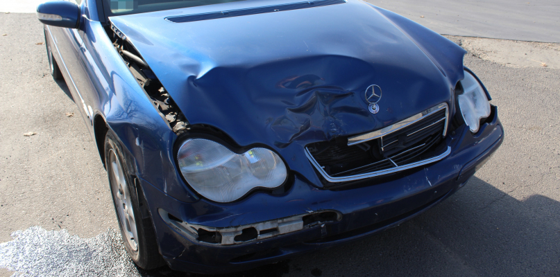 Zderzenie na skrzyżowaniu przyblokowało ruch na drodze wojewódzkiej