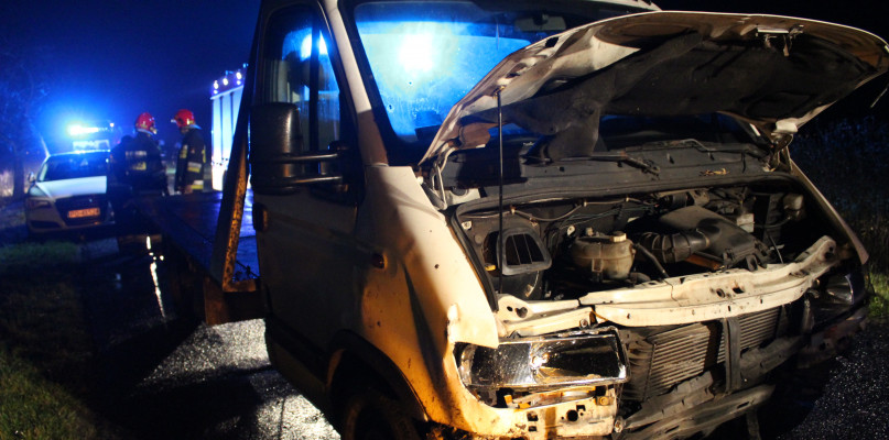 Wjechał w tył opla i zbiegł z miejsca zdarzenia, szuka go policja.