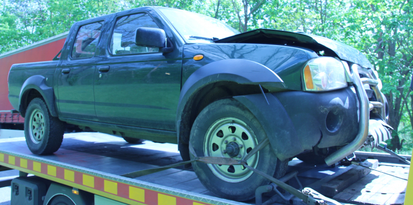 Po zderzeniu osobówek zablokowany był jeden pas krajowej "dwunastki"